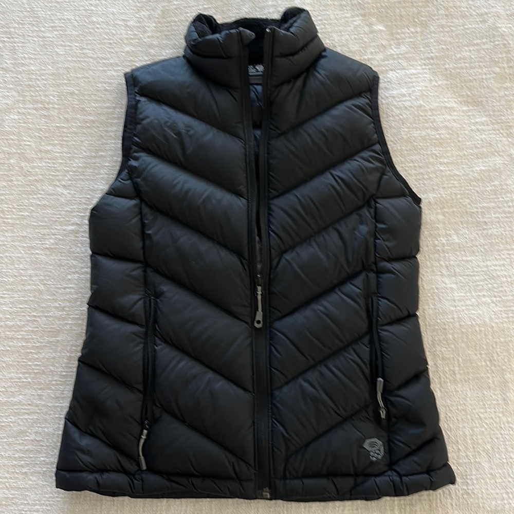 Black Mountain Hardwear Puffer Vest